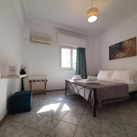 Poseidon - Stylish Apt. Steps Away From Acropolis